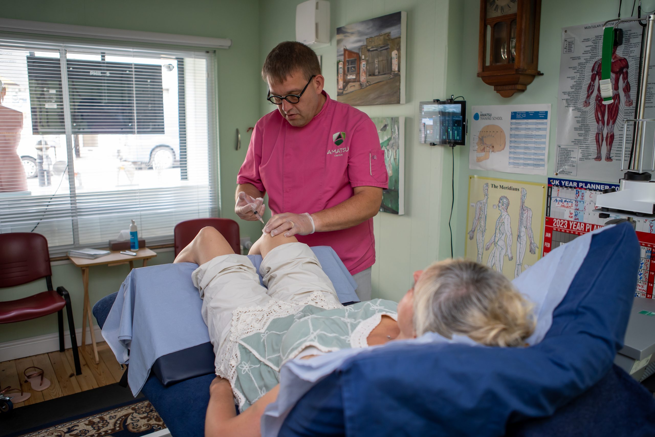 Prolozone Therapy Treatment from O3 Therapy Wales